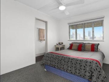 Luxury one bedroom apartment