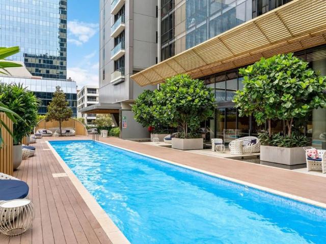Luxury One Bedroom Plus Study Apartment