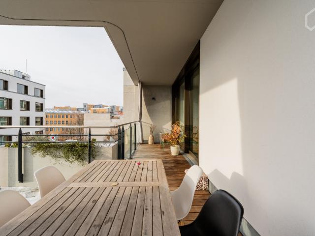Luxury Oasis in Mitte Kreuzberg w/ 3BR, Pool and Sauna