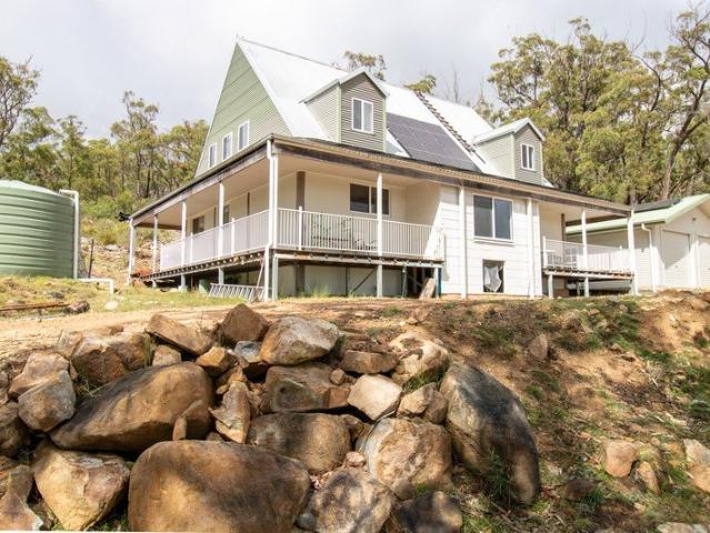 Luxury Offgrid Lifestyle Property