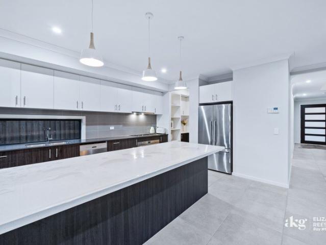 Luxury Orbit Home In Everleigh