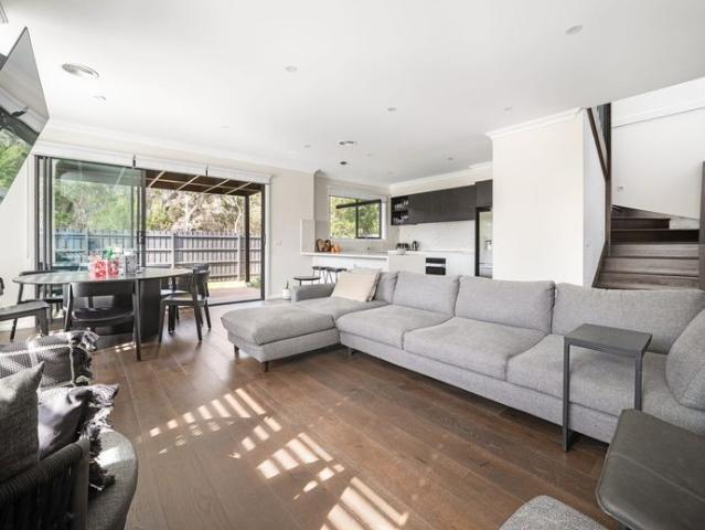 Luxury & Location Combined FULLY FURNISHED