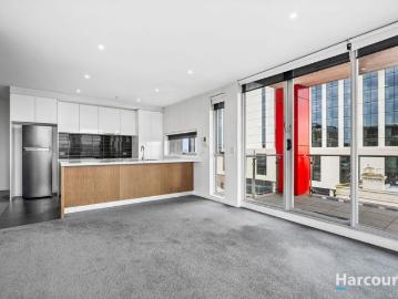 Luxury, Location and Uninterrupted Bay Views