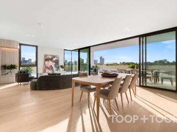 LUXURY + LEGACY | A Bold New East Terrace Benchmark, Framed by the City Skyline