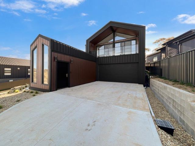 Luxury living meets family home in Jindabyne 12 month lease available
