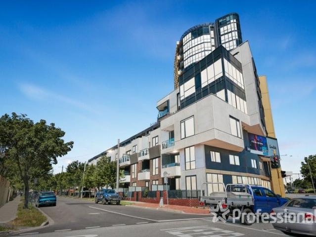 Luxury Living on the Exclusive Floor at Vanguard Malvern East