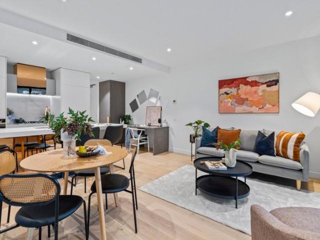 Luxury Living at Albert Place I Prime Location & Premium Amenities