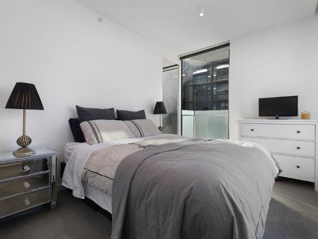 Luxury living at Claremont!