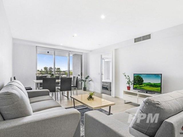 Luxury Living at Great location!