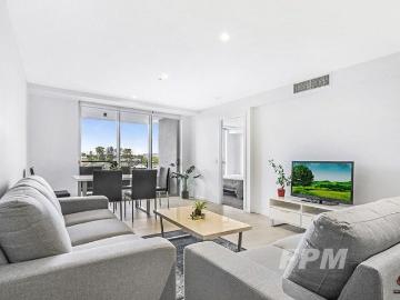 Luxury Living at Great location!