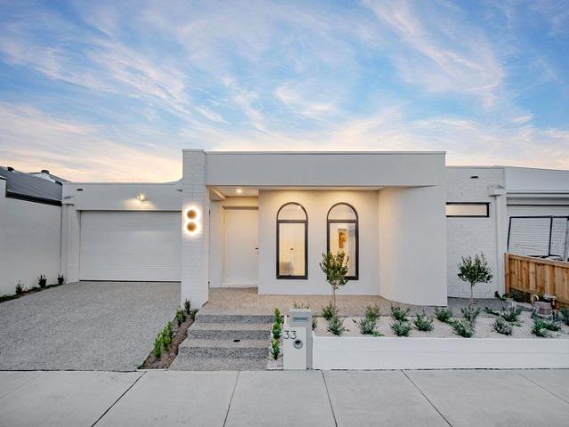 Luxury Living at Its Finest!