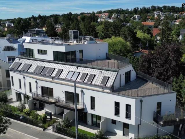 Luxury Living am Roten Berg | 1130 Wien – Exklusive Dachgeschoss & Terrassenresidenzen in Hietzing
