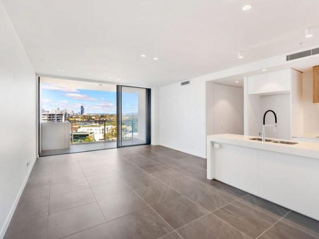 Luxury Living Highly sought after Apartment on the Gold Coast!