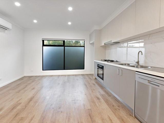 Luxury Living in Mulgrave! Experience Modern Elegance!