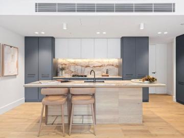 Luxury Living in One of Alexandria's Most Sought After Residence