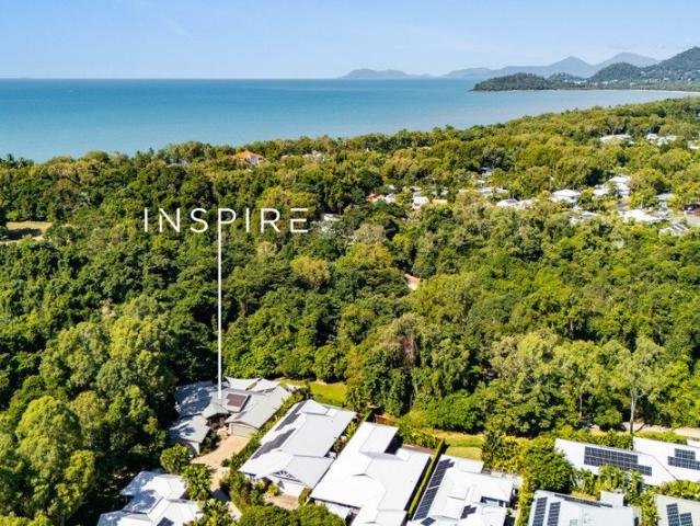 Luxury Living in One of Palm Cove's Finest Locations