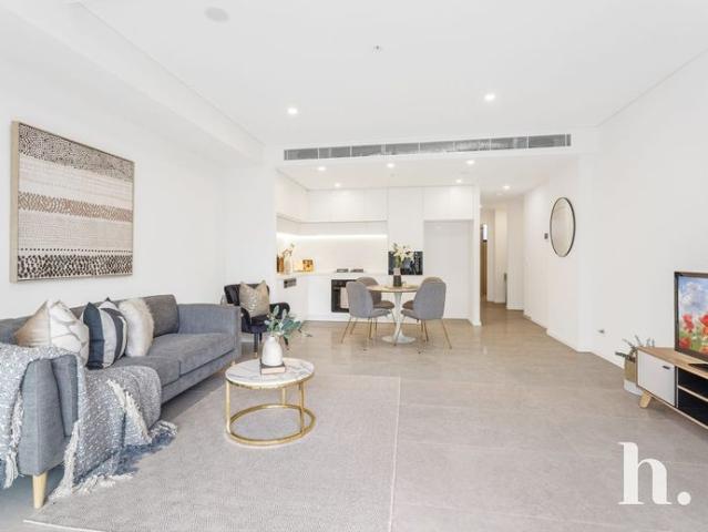 Luxury Living in a Prime Rouse Hill Location
