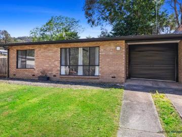 Low Maintenance Living with Parkland Outlook No Body Corporate Fees