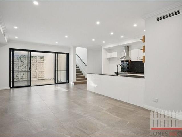 Luxury Living in an Unbeatable Bassendean Location at 8D Walter Road East, Bassendean
