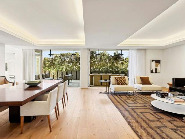 LUXURY LIVING IN FURNISHED PENTHOUSE