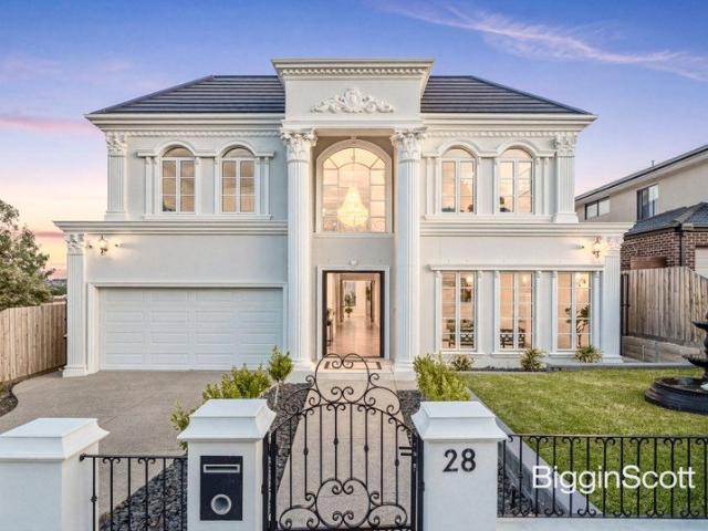 LUXURY LIVING IN ITS PUREST FORM!
