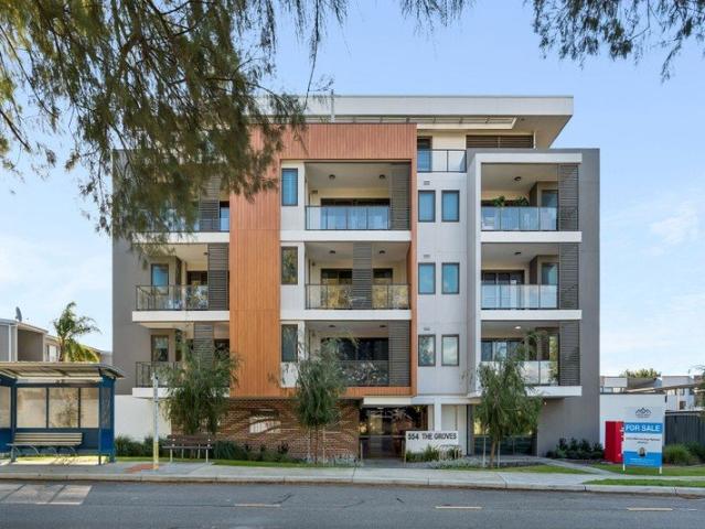 Luxury Living in Prestigious Attadale End Date Sale