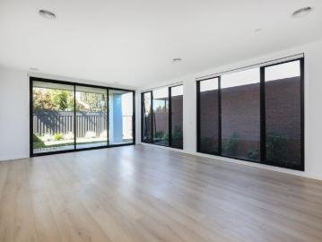 Luxury Living in Prime Location