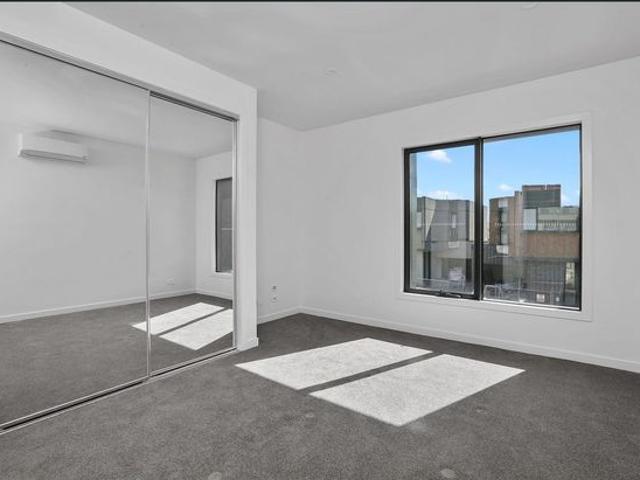 Luxury Living In Prime Location