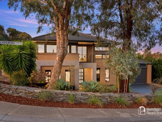 Luxury Living in Strathdale