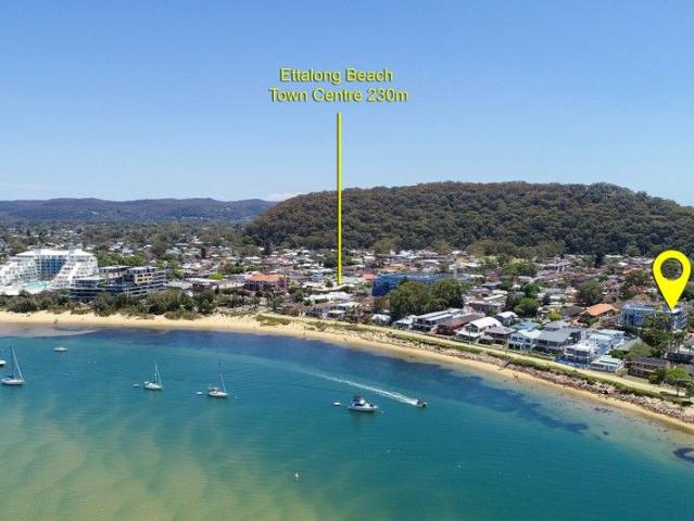 LUXURY LIVING IN THE HEART OF ETTALONG BEACH!