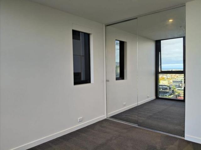 Luxury Living in the Heart of Southbank