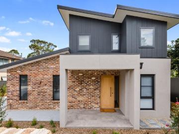 Luxury living in the heart of Springwood