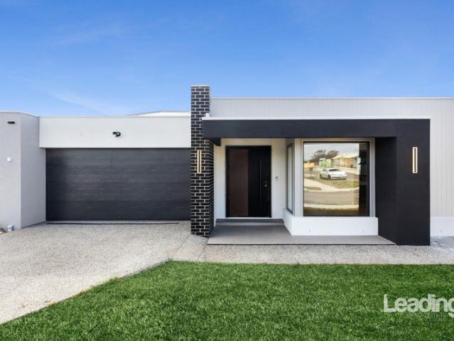 Luxury Living is right HERE!