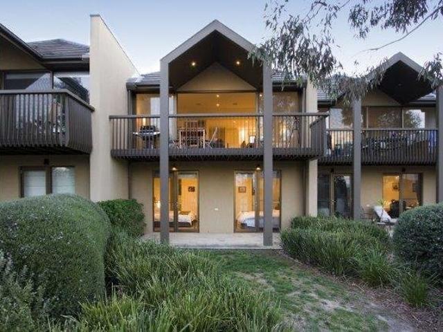 Luxury Living Located within Heritage Golf Club