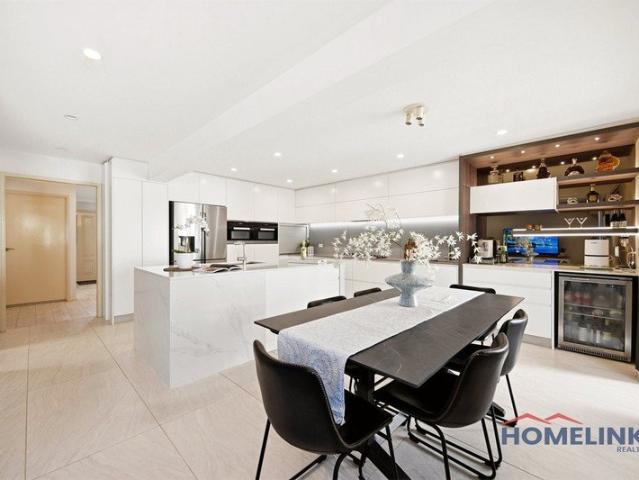 Luxury Living: The Ultimate Entertainer Townhouse with Unbeatable Convenience