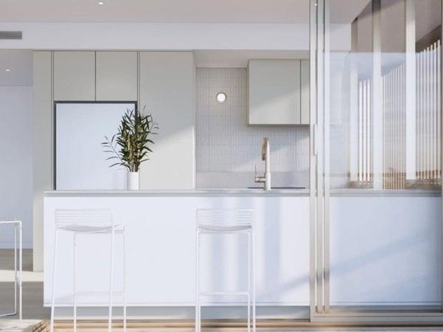 ELEVATED LIVING. EXCEPTIONAL SOUTHPORT LOCATION