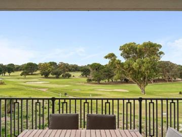 Luxury Living with Gorgeous Views Across Sun City Golf Course