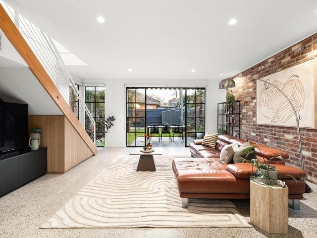 Luxury living with extended versatility