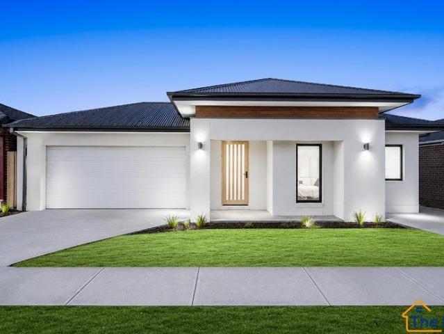 Luxury Living with Exceptional Connectivity Weir Views