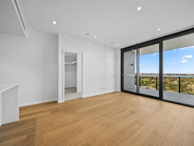 Luxury Living with Spectacular Views at One Richardson – Apartment 1105