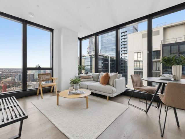 Luxury Living with Panoramic Views from Australia 108