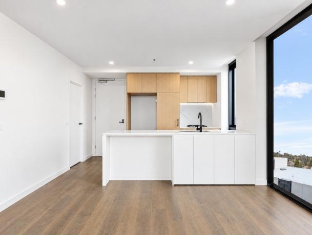 Luxury Living with Resort Style Amenities at Ivanhoe Gardens