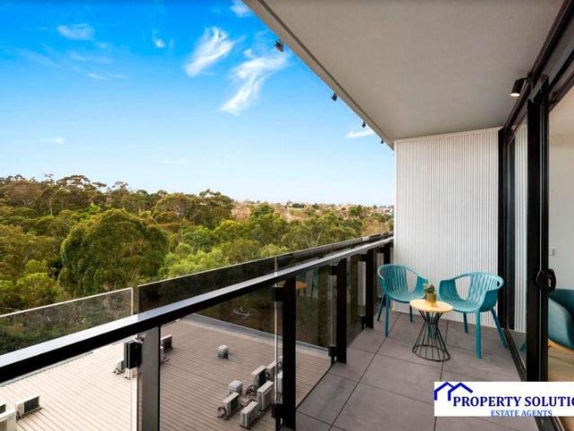 LUXURY LIVING WITH RIVER VIEWS