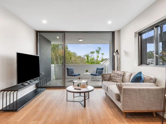 Luxury Living 1 Bedroom Aircon Apartment Inner City