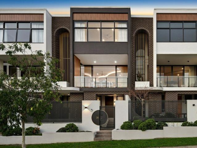 Luxury lifestyle oasis at exclusive 'Long Pocket'