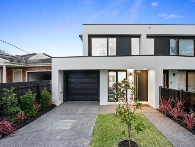 Sophisticated Family Living in the McKinnon Zone