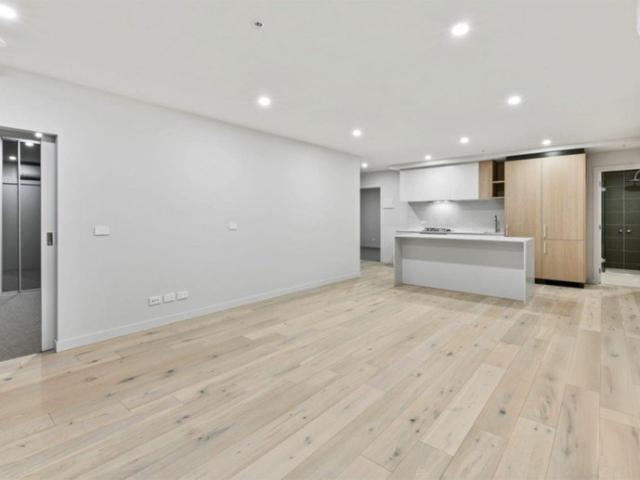 Luxury Lifestyle, Landmark Views Oversized Apartment in Box Hill High Zone