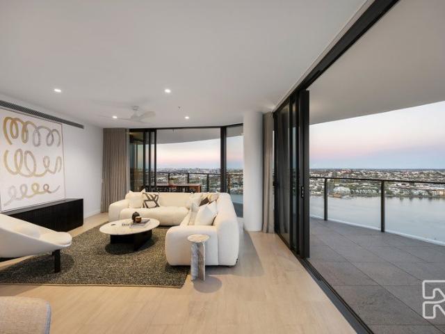 Luxury lifestyle sanctuary at 'Quay Waterfront Newstead'