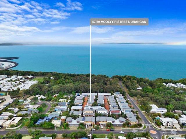 Luxury, Lifestyle & Security in Prestigious Quarterdecks Retreat