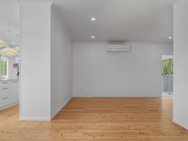 Luxury, Light & Character A Home to Stop You in Your Tracks
